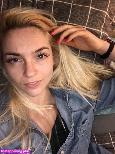 The REAL Mandy Marx (u/MandyMarx) .